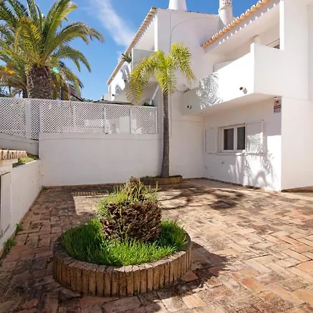 Alisha's Villa Almancil